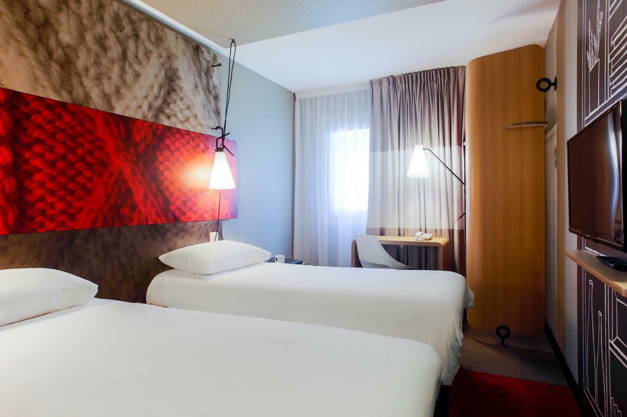 Ibis Est La Cite 3*
